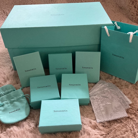 ** Tiffany & Co Boxes/Packaging - Picture 1 of 6